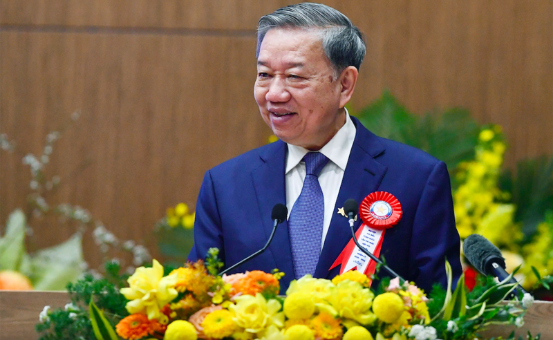Tổng Bí thư phát biểu tại đại hội.